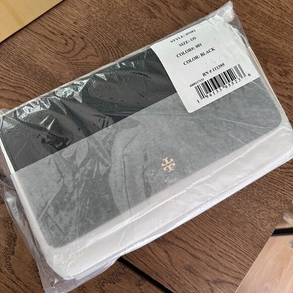 NWT！NEW！Tory Burch Blake Flap Pebbled Leather Crossbody Large Black -Women Bag - Picture 2 of 10